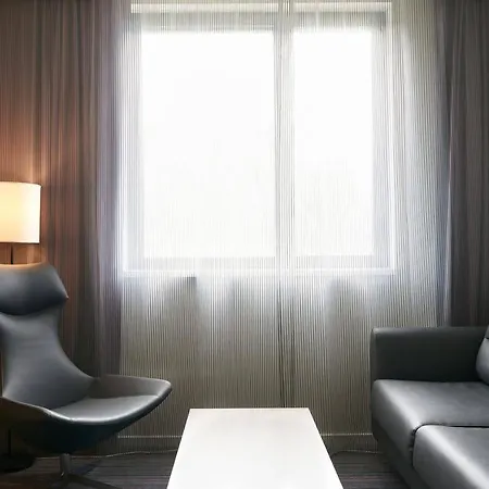 Hotel Moxy Paris Charles De Gaulle Airport Roissy-en-France