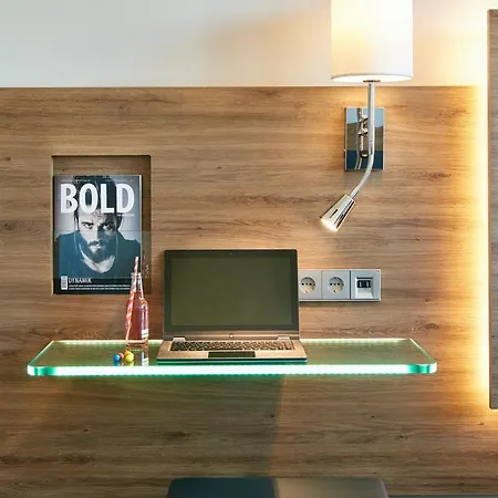 Hotel Moxy Paris Charles De Gaulle Airport