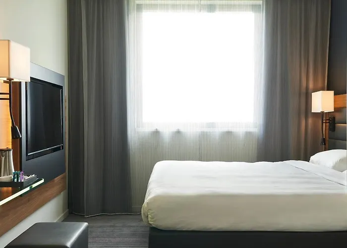 호텔 Moxy Paris Charles De Gaulle Airport 루와시 앙 프랑스